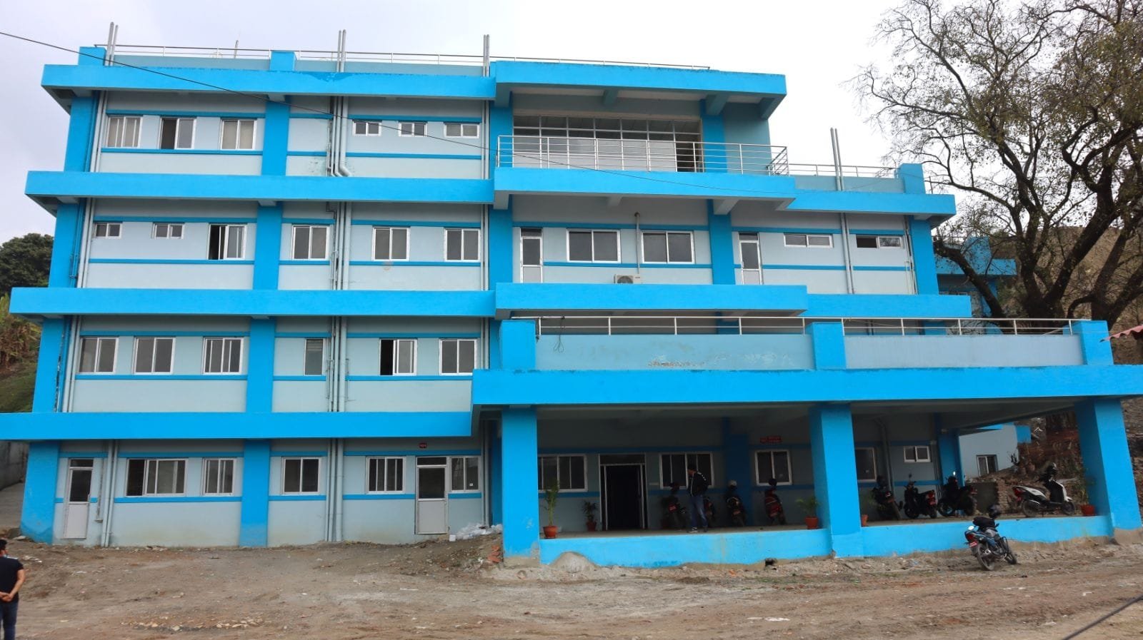 दैनिक ३०० बिरामीको उपचार गर्दै  बूढानीलकण्ठको नगर अस्पताल